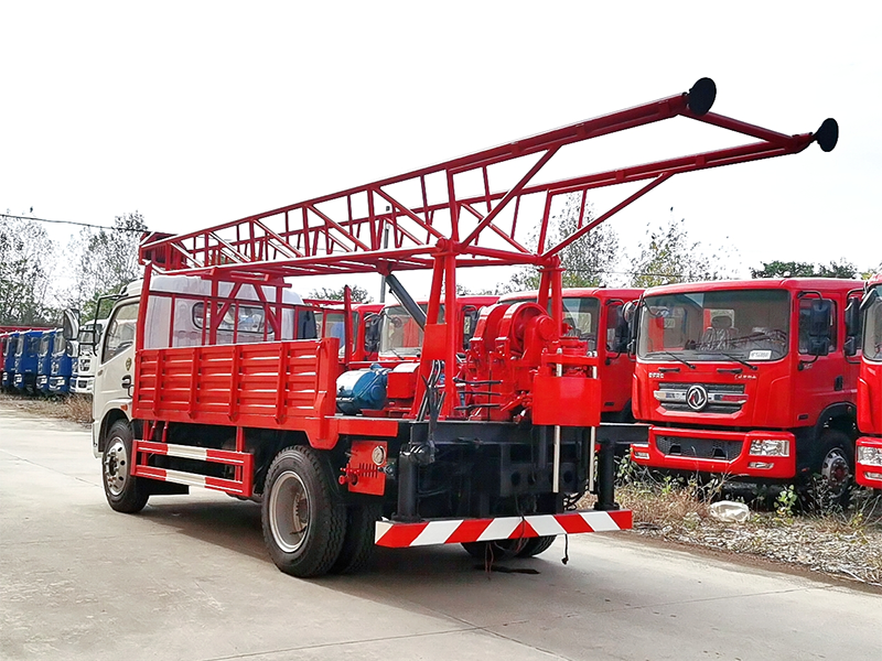 東風凱普特國6汽車鉆機